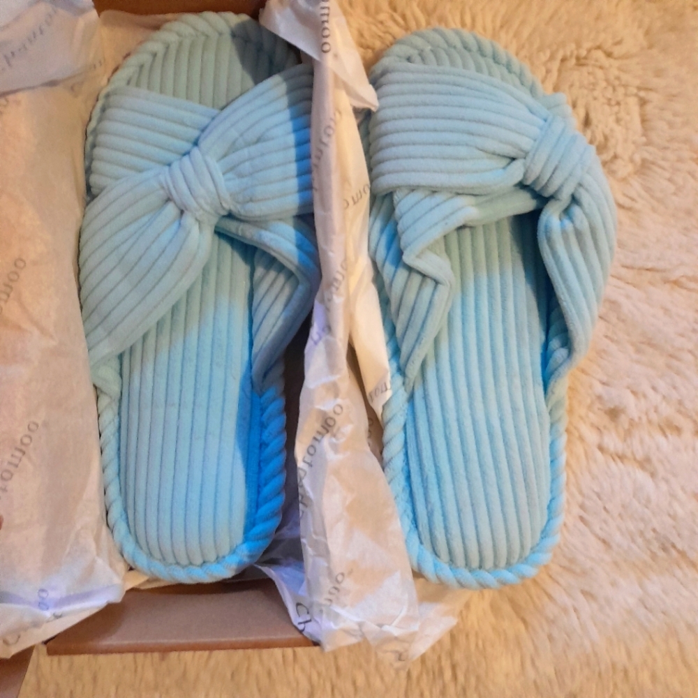 Chantomoo Slide On Shoes NIB